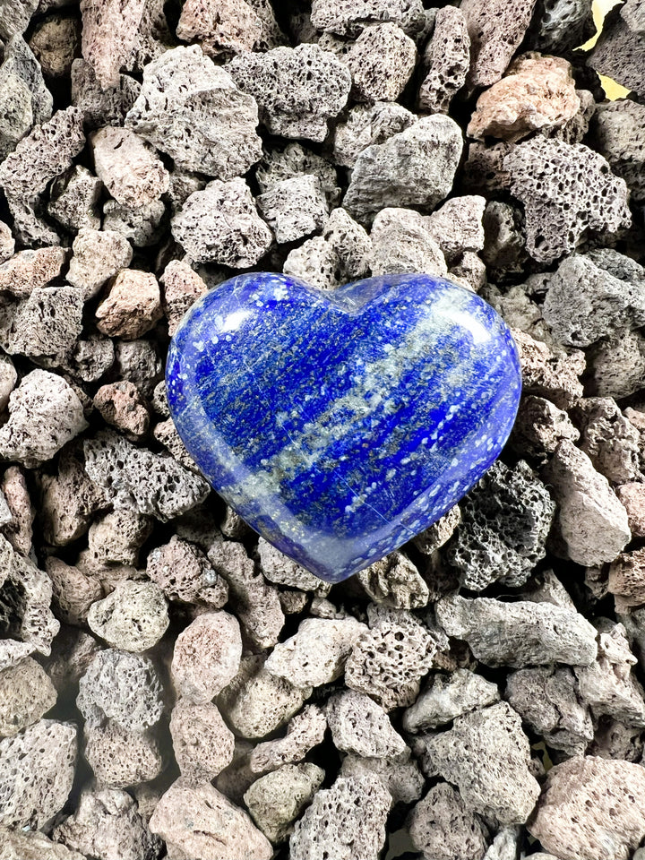 Lapislazuli Herz, ca. 100g, Ø ca. 5-6 cm, A+ Qualität